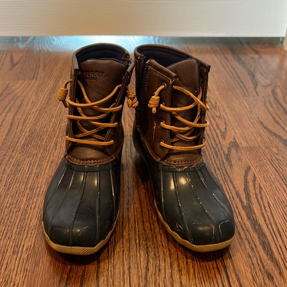 Kids Sperry Boots. GUC. Size 3